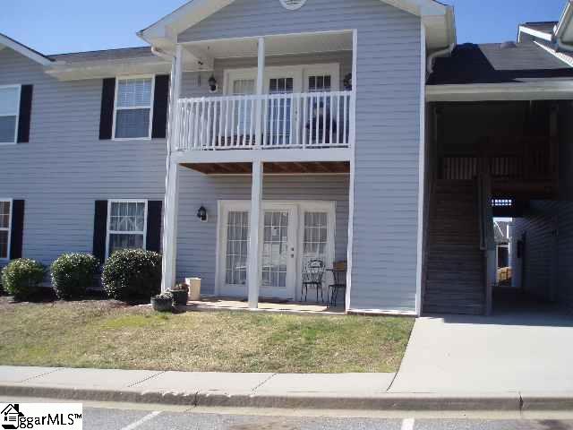 1002 Pelham Square Way Greer, SC 29650 - Photo 1 of 18 Gallery Image 1