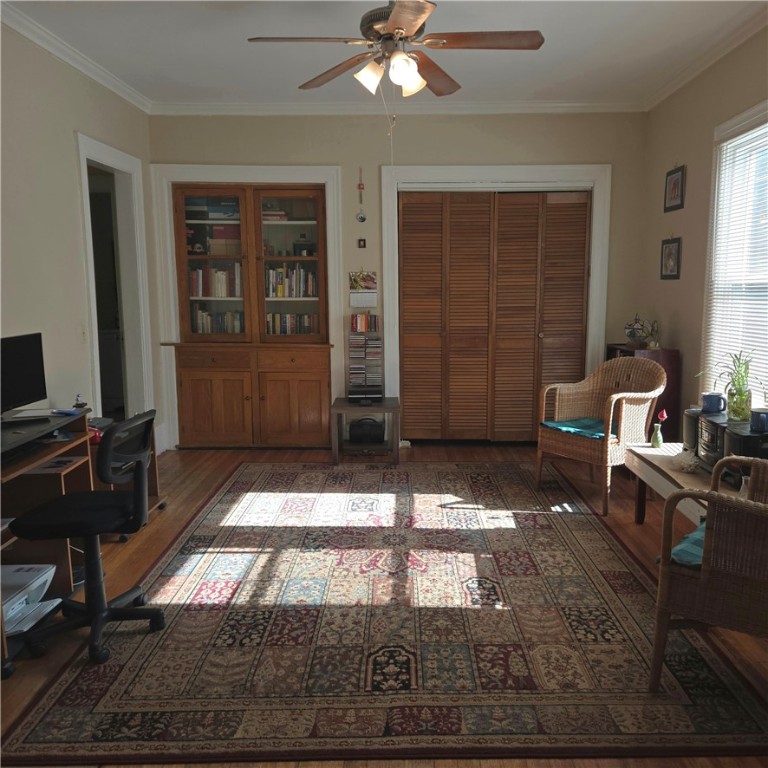 308 Field Street Rochester, NY 14620 - Photo 7 of 29 1st Floor Apartment Has Large Living Room w/ Lots