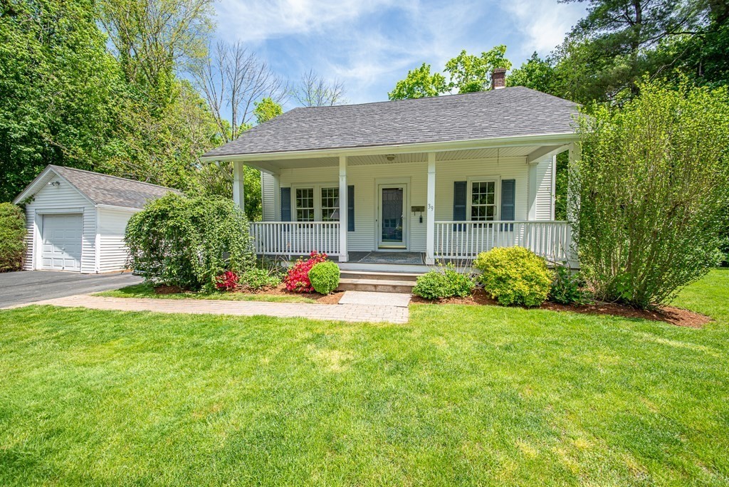 39 Circle Road Longmeadow, MA 01106 - Photo 1 of 35