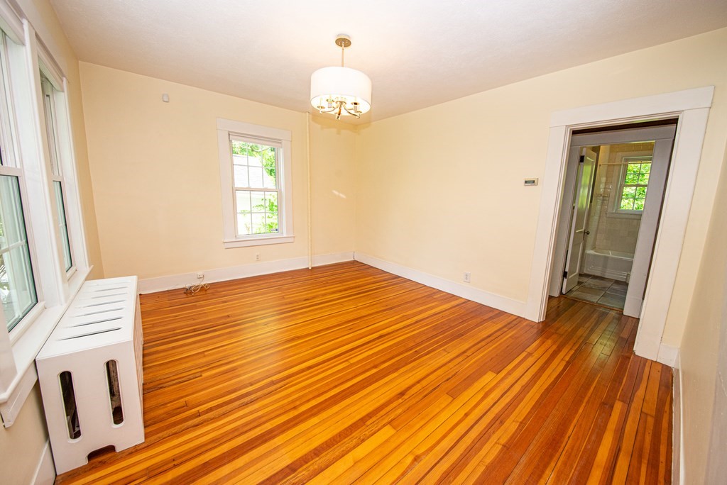 39 Circle Road Longmeadow, MA 01106 - Photo 7 of 35