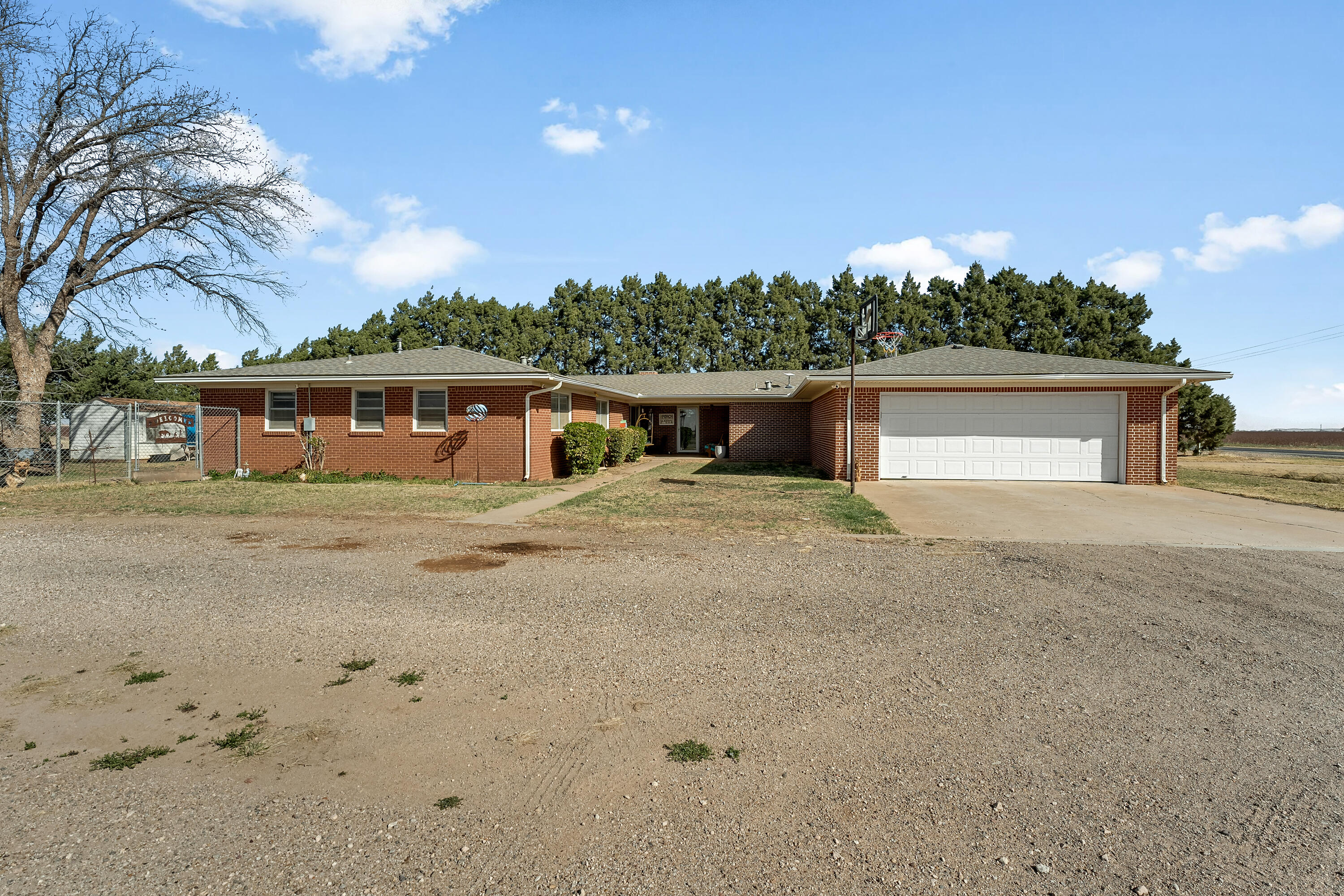 9506 Fm 835 Slaton, TX 79364 - Photo 1 of 32 DSC00484