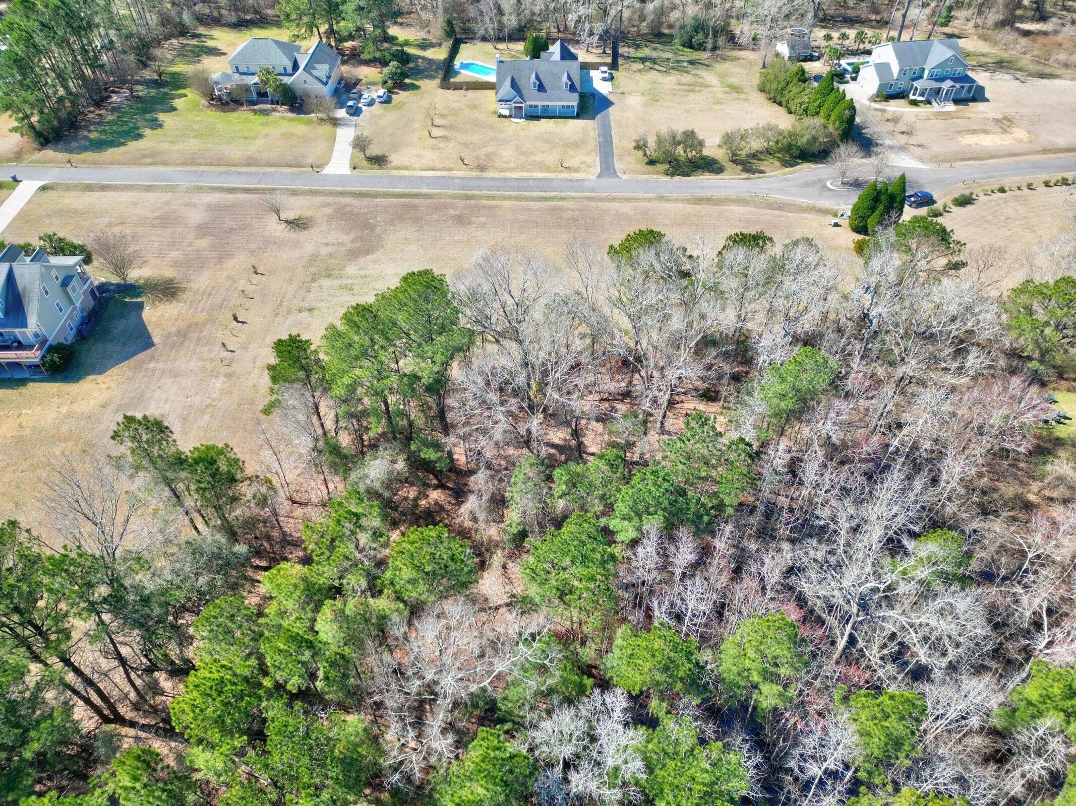 107 Boyle Way Summerville, SC 29485 - Photo 12 of 21 20241211231310301222000000-o