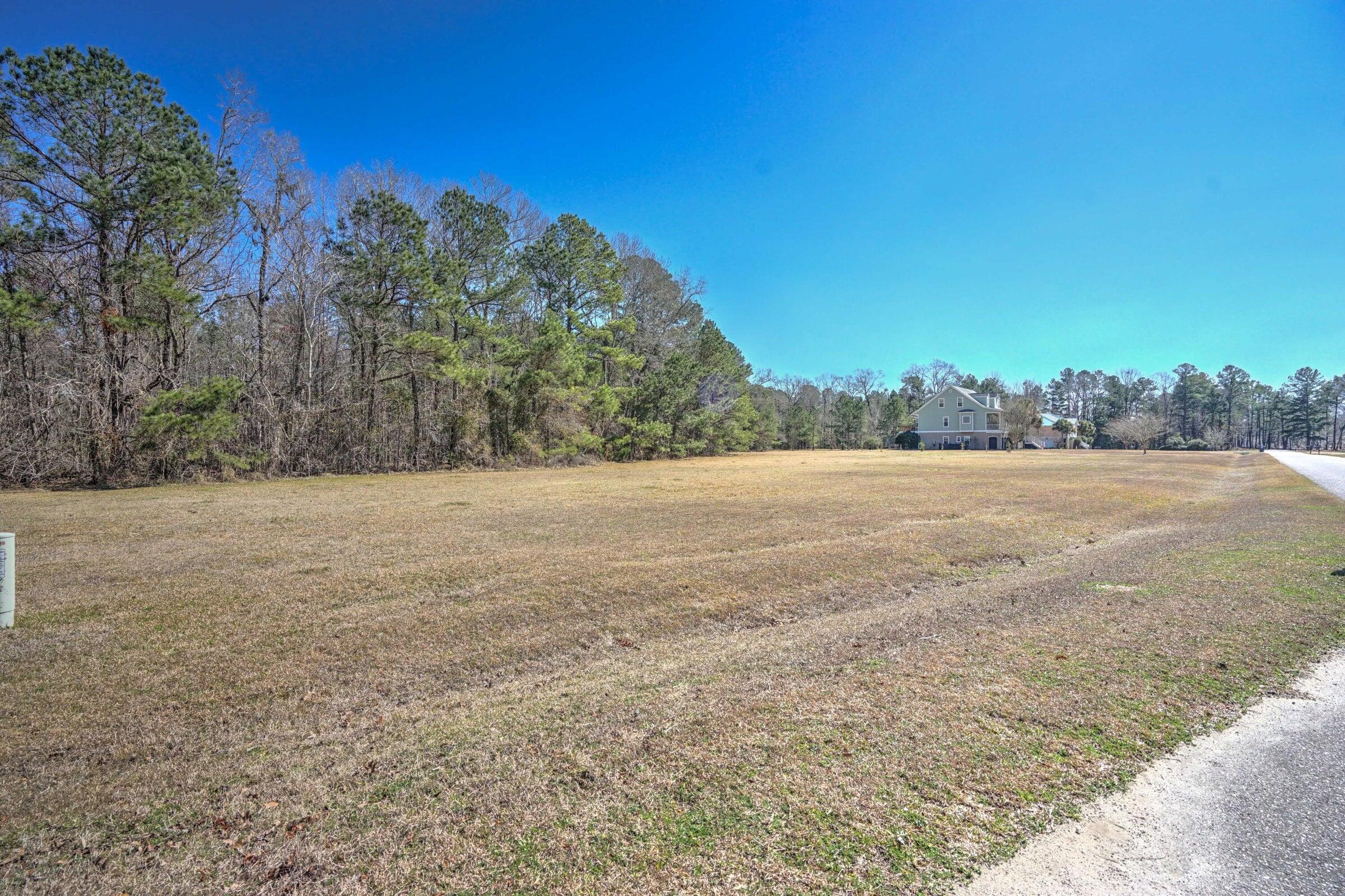 107 Boyle Way Summerville, SC 29485 - Photo 4 of 21 20241211231247520454000000-o