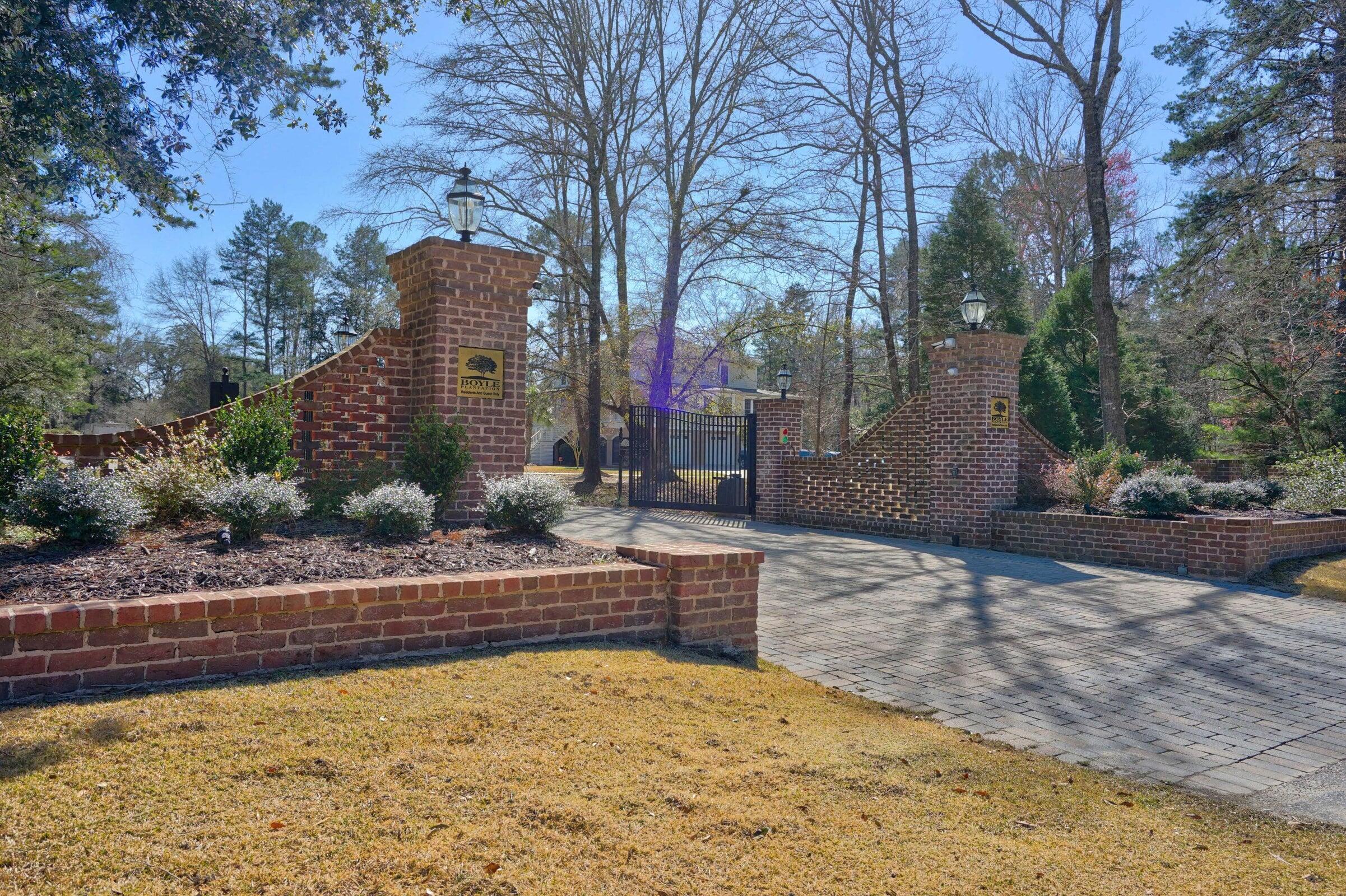 107 Boyle Way Summerville, SC 29485 - Photo 10 of 21 20241211231211418984000000-o