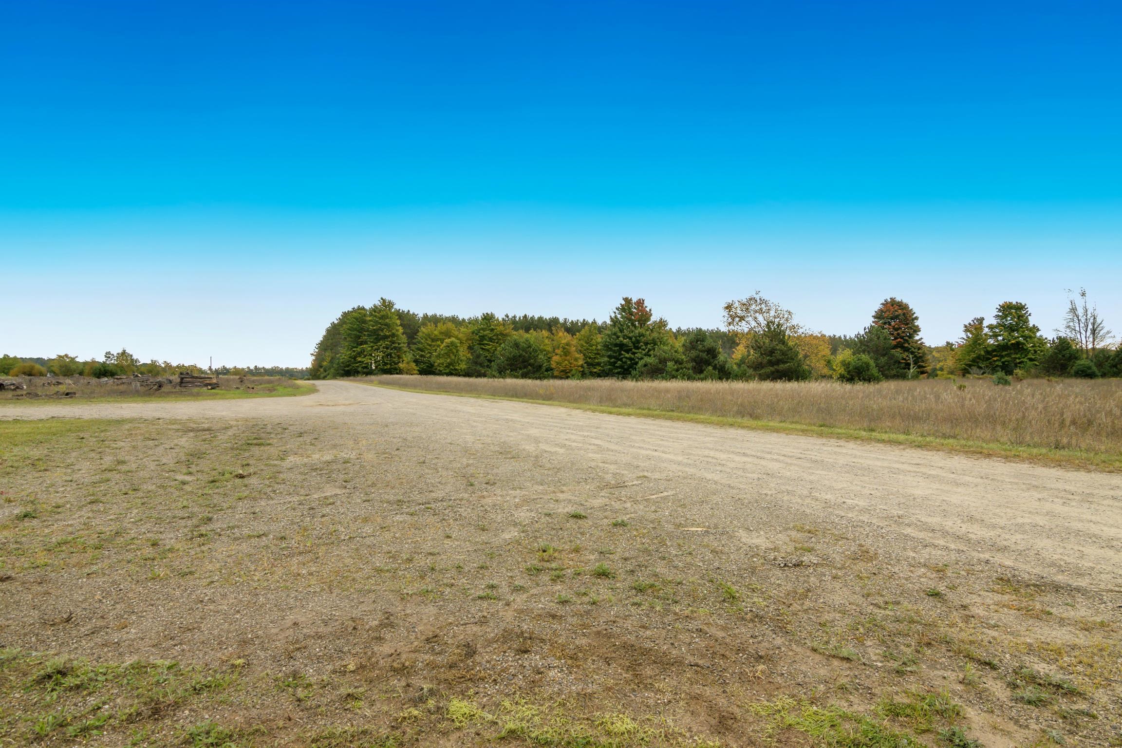 12100 South Plowman Road Empire, MI 49630 - Photo 17 of 27 Gallery Image 17