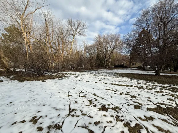 $315,000 | 5600 Shorewood Lane, Excelsior, MN 55331
