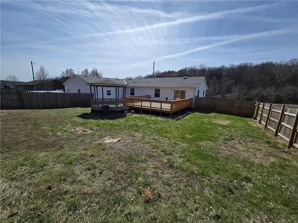 $359,000 | 14746 Metro Avenue, Bonner Springs, KS 66012