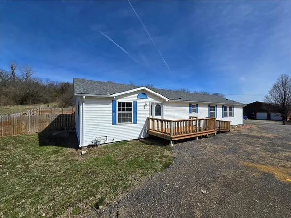 $359,000 | 14746 Metro Avenue, Bonner Springs, KS 66012