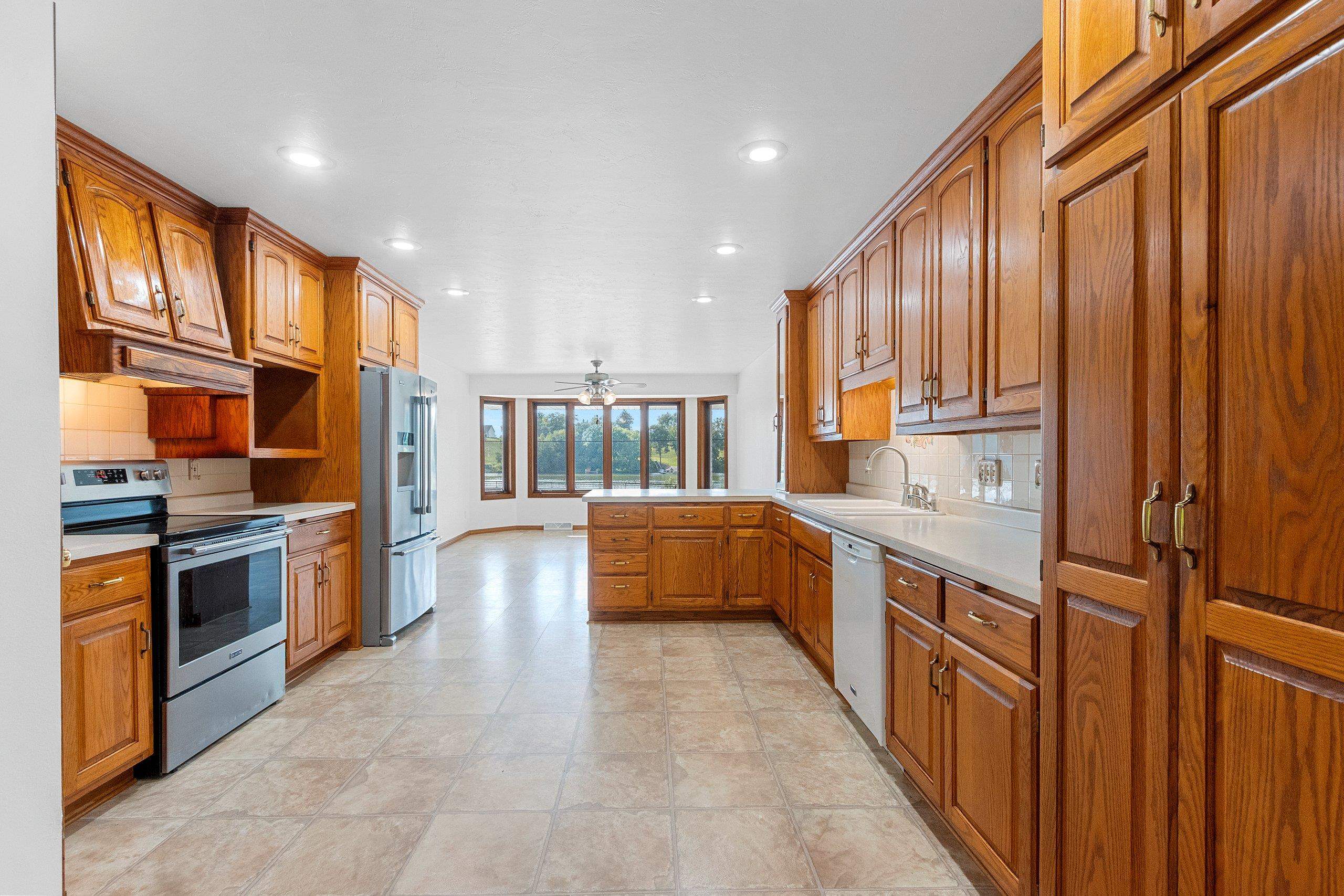 75 Washington Street Wrightstown, WI 54180 - Photo 13 of 90