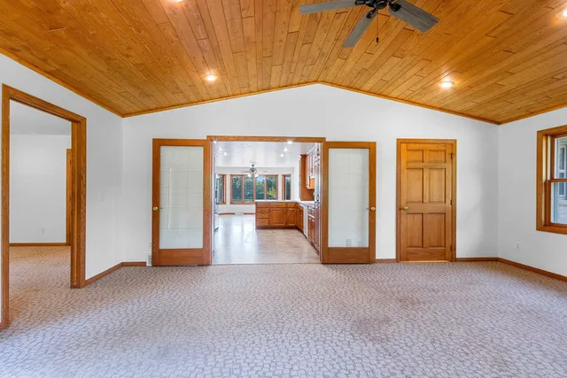 $774,900 | 75 Washington Street, Wrightstown, WI 54180