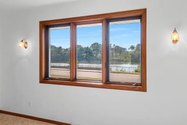 $774,900 | 75 Washington Street, Wrightstown, WI 54180