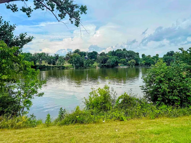 $774,900 | 75 Washington Street, Wrightstown, WI 54180