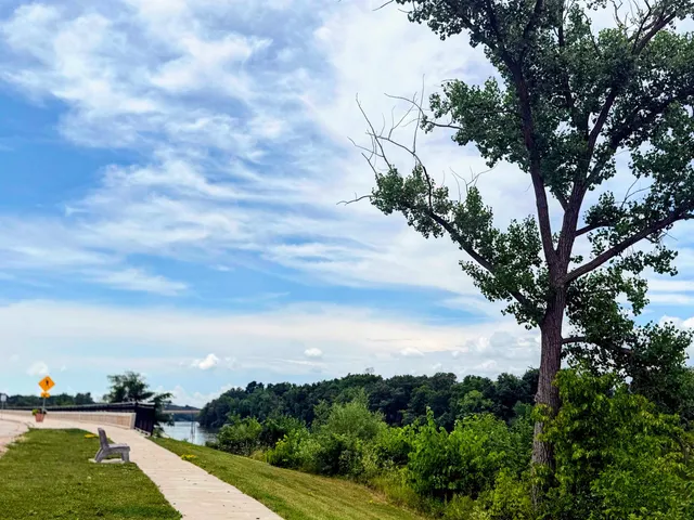 $774,900 | 75 Washington Street, Wrightstown, WI 54180