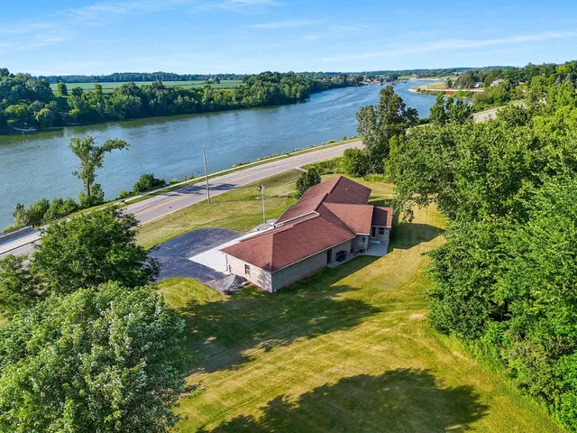 $774,900 | 75 Washington Street, Wrightstown, WI 54180