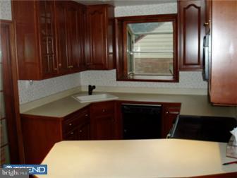 37 Duncan Lane Springfield, PA 19064 - Photo 8 of 12 Gallery Image 8