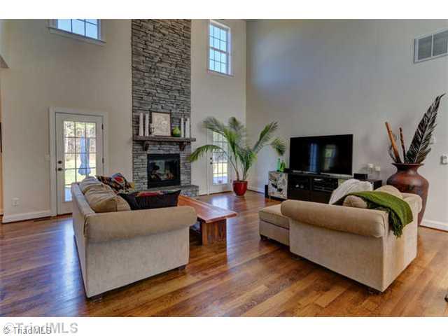 6622 Bobwhite Road Browns Summit, NC 27214 - Photo 4 of 16 Den/Family/Great Room.