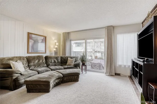 $338,000 | 8136 West 90th Avenue, Westminster, CO 80021