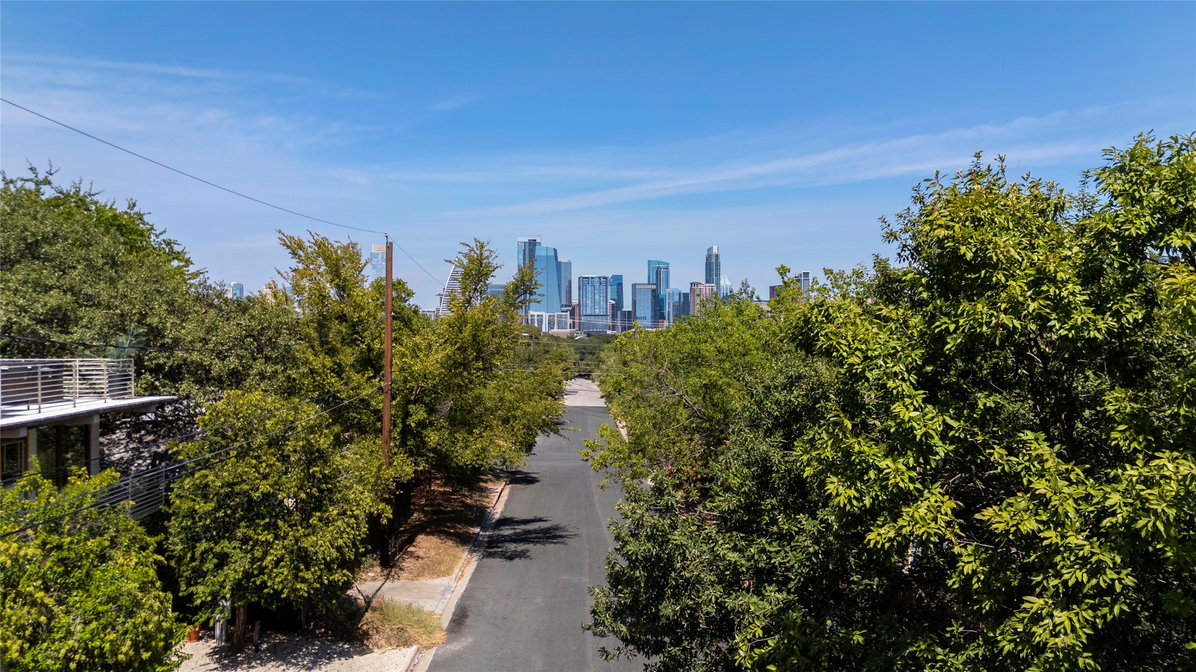 711 Jewell Street, Unit A & B Austin, TX 78704 - Photo 4 of 17 a view of a city