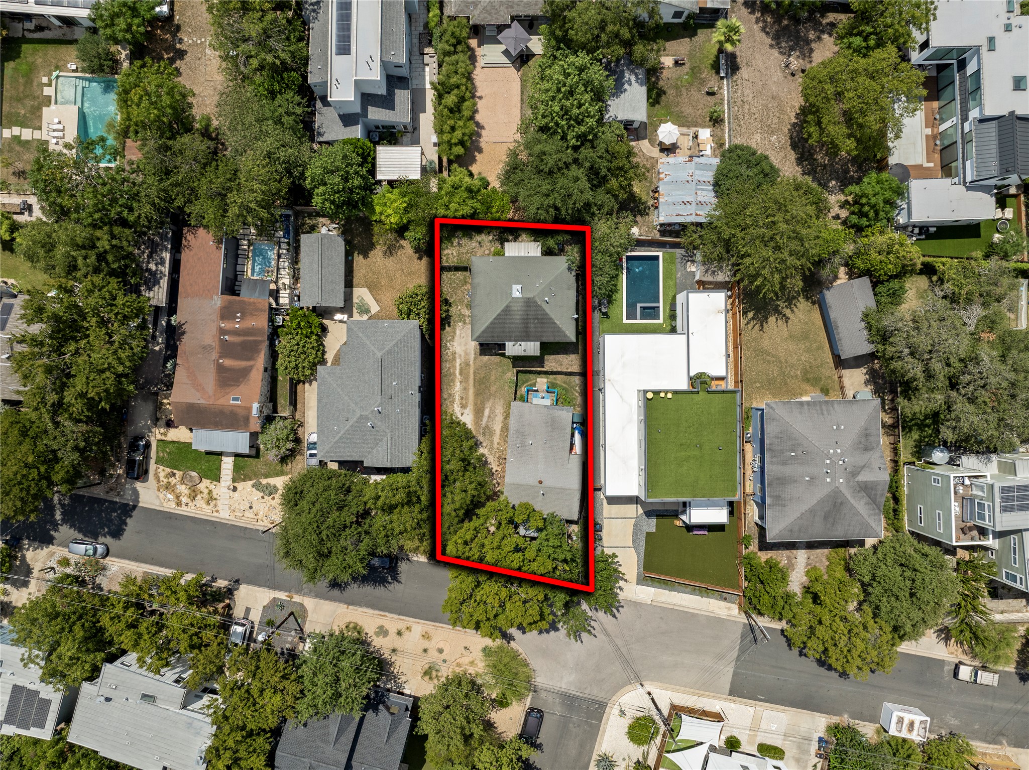 711 Jewell Street, Unit A & B Austin, TX 78704 - Photo 8 of 17 an aerial view of multiple house