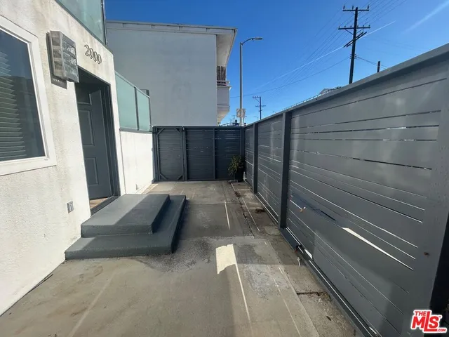 $5,495 | 2000 Pacific Avenue, Venice, CA 90291