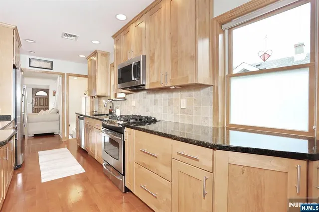 $799,999 | 364 Wood-Ridge Avenue, Wood-Ridge, NJ 07075