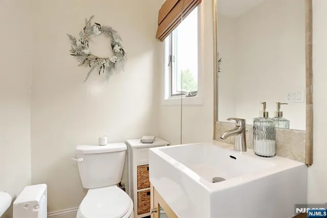 $799,999 | 364 Wood-Ridge Avenue, Wood-Ridge, NJ 07075