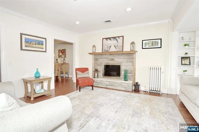 $799,999 | 364 Wood-Ridge Avenue, Wood-Ridge, NJ 07075