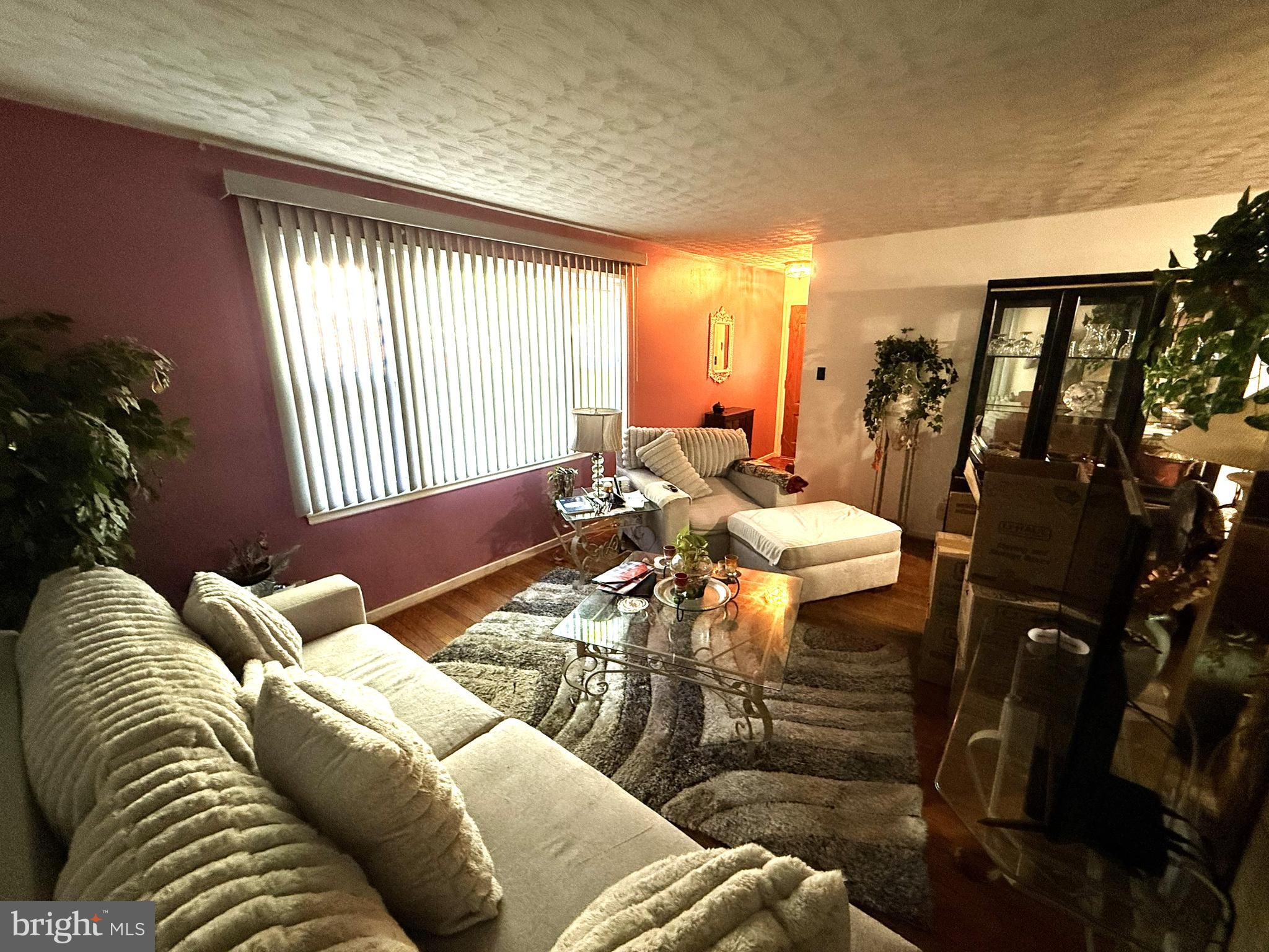 12204 Bluhill Road Silver Spring, MD 20902 - Photo 5 of 6