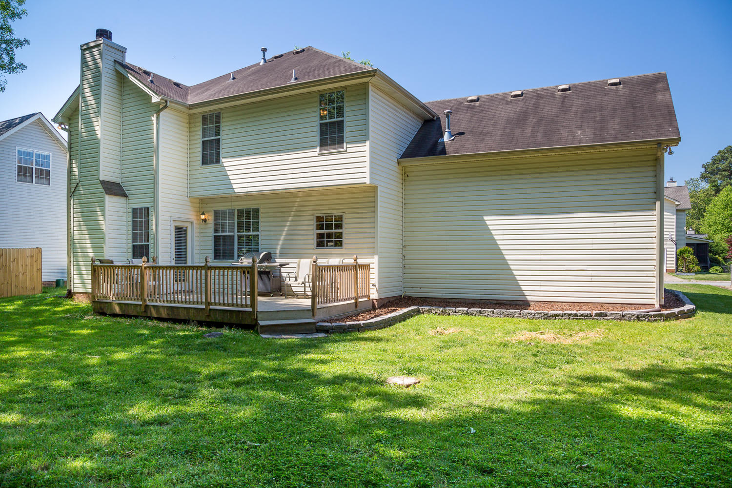 1647 Gunston Hall Road Hixson, TN 37343 - Photo 3 of 29 1647 Gunston Hall Rd 006