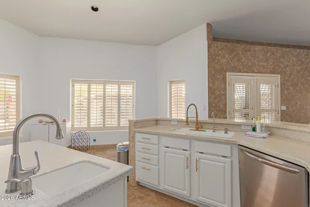 $4,400 | 601 West San Marcos Drive, Chandler, AZ 85225