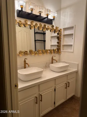 $3,975 | 601 West San Marcos Drive, Chandler, AZ 85225