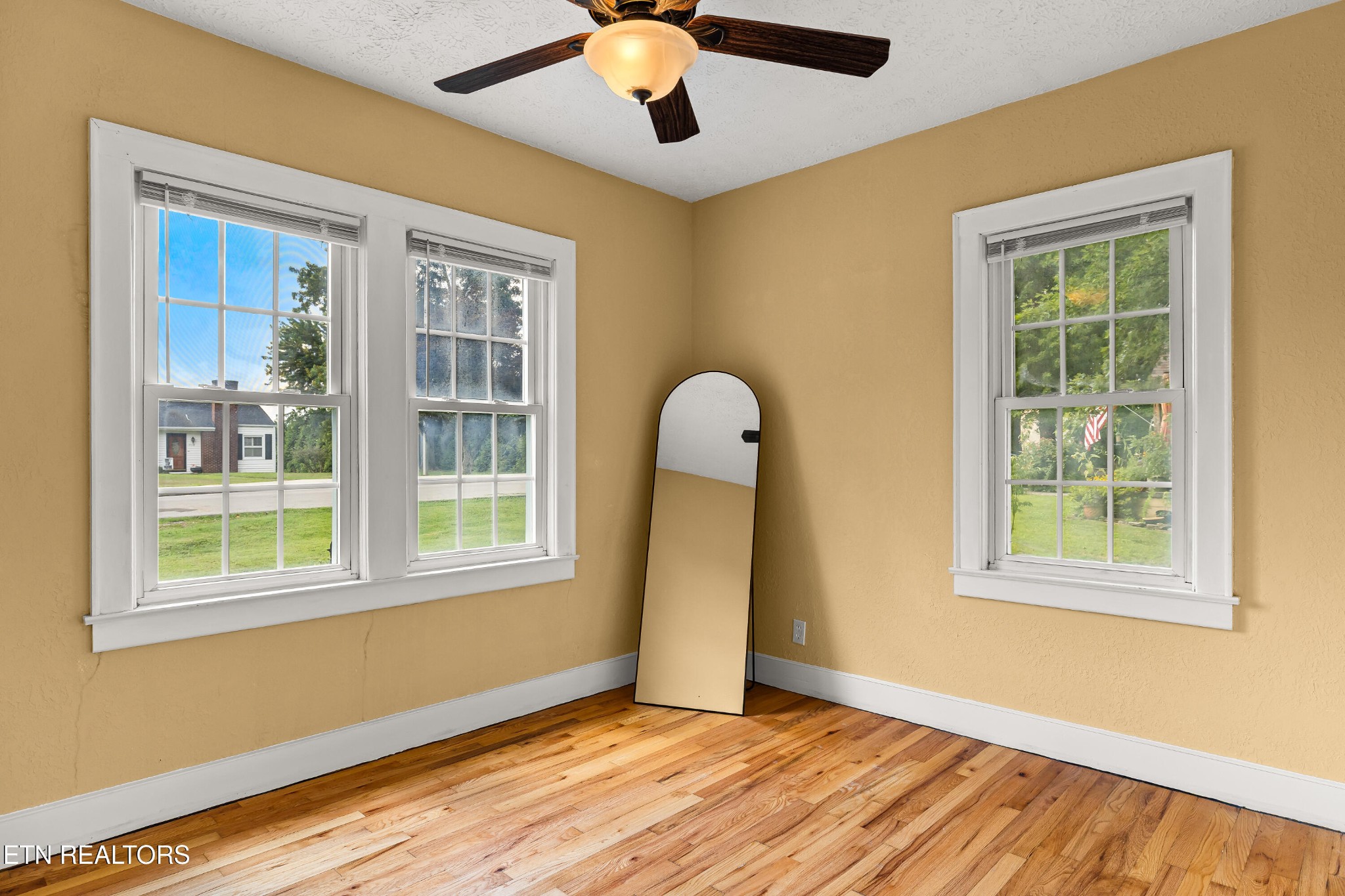 2009 Crest Road Maryville, TN 37804 - Photo 14 of 30 Gallery Image 14