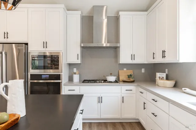 $1,575,000 | 2056 Wine Country Avenue, Napa, CA 94558