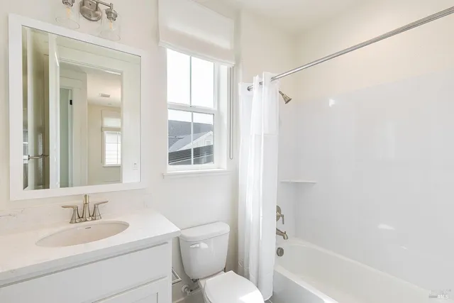 $1,575,000 | 2056 Wine Country Avenue, Napa, CA 94558