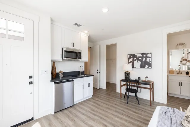 $1,575,000 | 2056 Wine Country Avenue, Napa, CA 94558