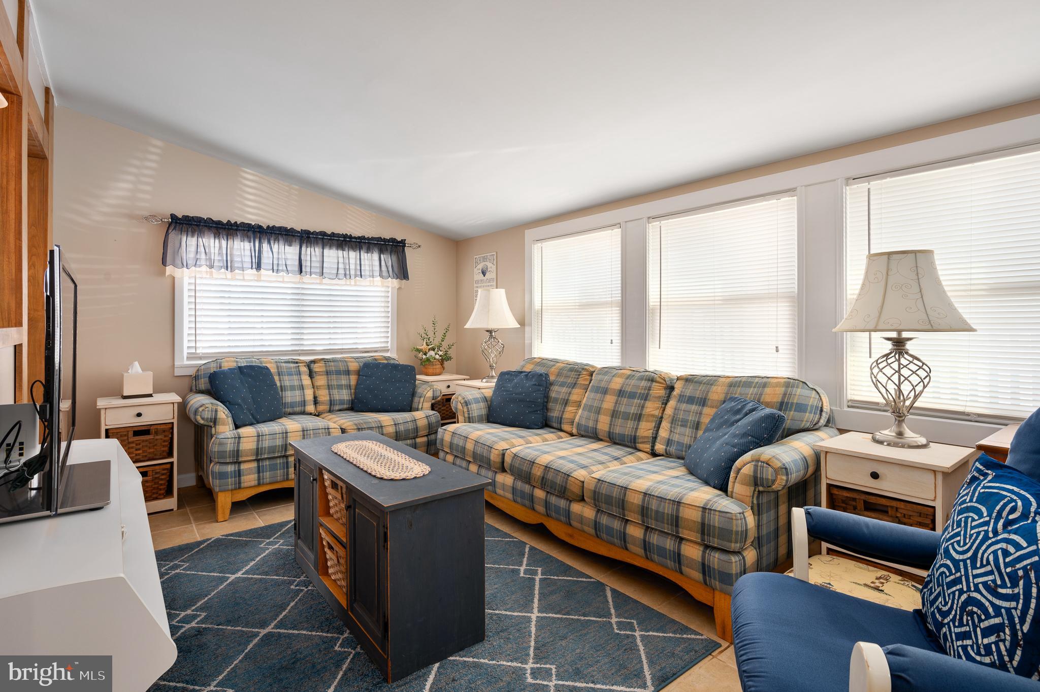 32 Mary Alice Road Manahawkin, NJ 08050 - Photo 5 of 37 Gallery Image 5