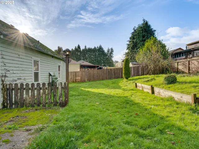 $265,000 | 375 Spruce Street, Willamina, OR 97396