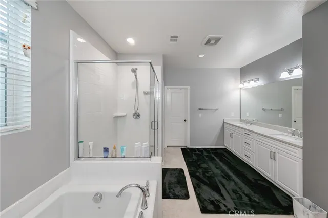 a view of a pathway of a building