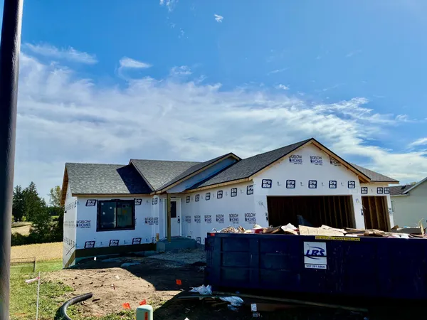 $375,000 | 832 5th Street East, Wanamingo, MN 55983