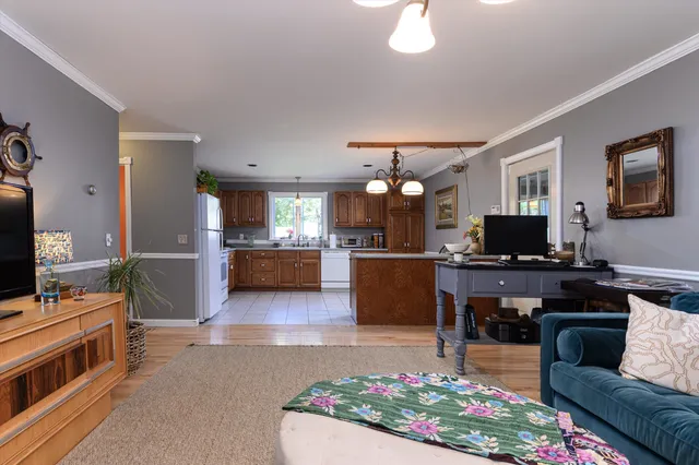 $650,000 | 58 Hicks Lane, Manchester, VT 05255