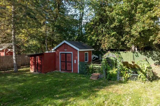 $650,000 | 58 Hicks Lane, Manchester, VT 05255