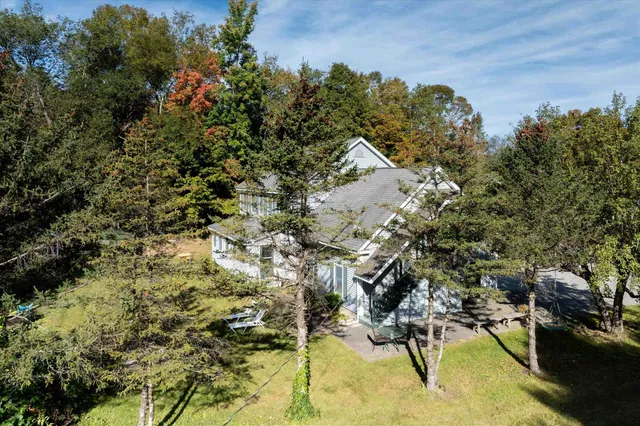 $650,000 | 58 Hicks Lane, Manchester, VT 05255