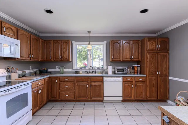 $650,000 | 58 Hicks Lane, Manchester, VT 05255