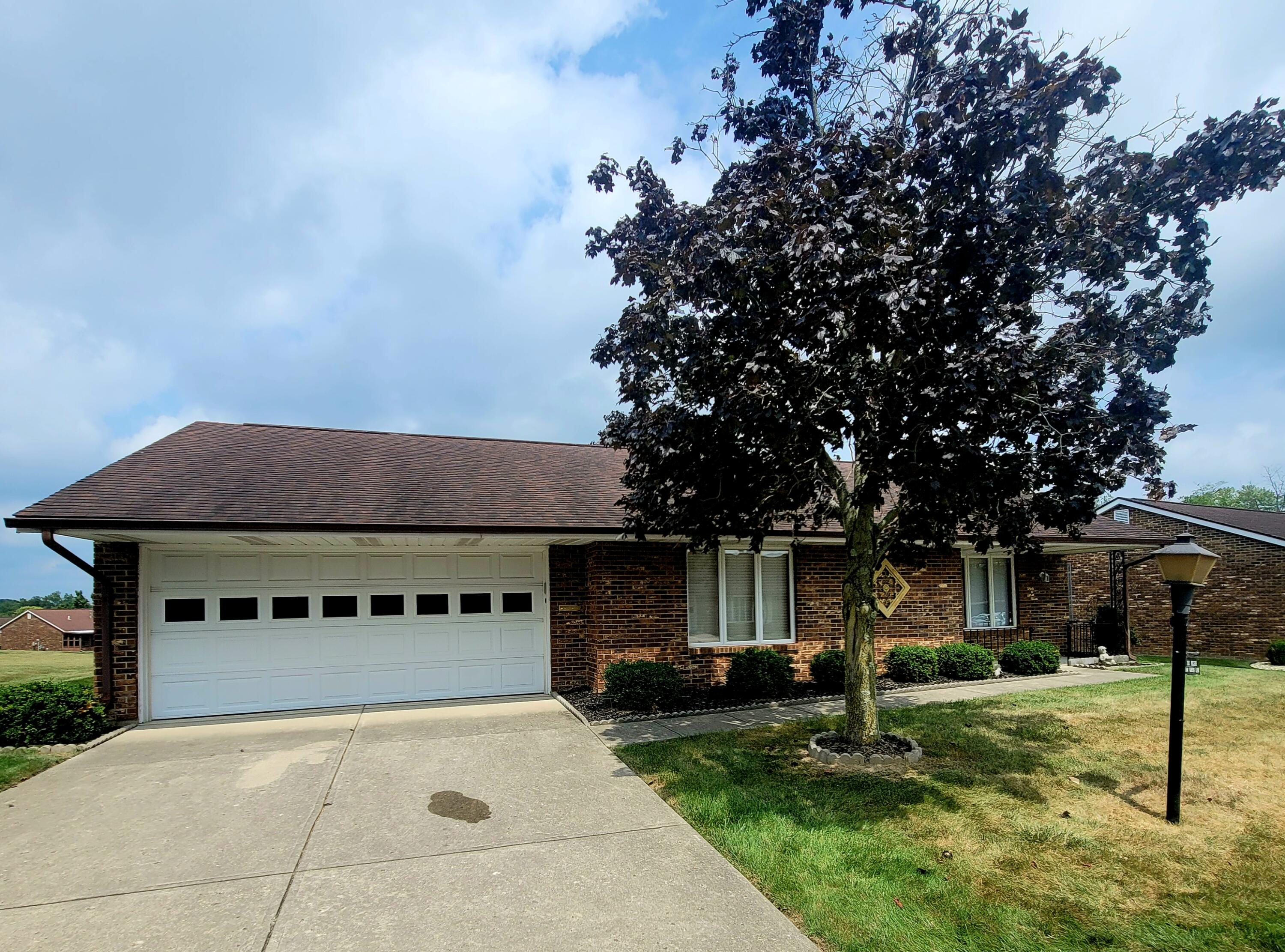 1044 Carson Lane Springfield, OH 45503 - Photo 2 of 14 Gallery Image 2