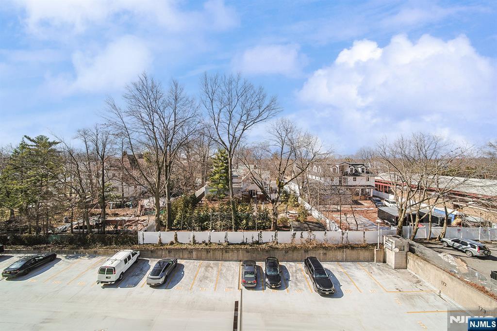 277 Prospect Avenue, Unit 4A Hackensack, NJ 07601 - Photo 12 of 27 a view of a city