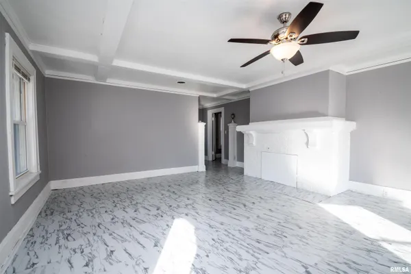 $375,000 | 501 West Columbia Terrace, Peoria, IL 61606