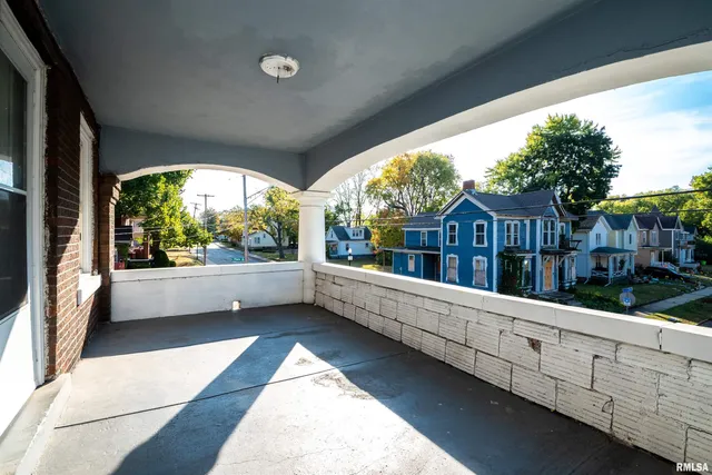 $380,000 | 501 West Columbia Terrace, Peoria, IL 61606