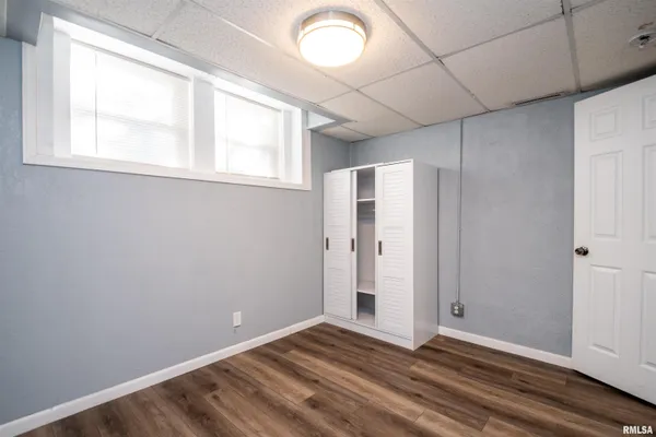 $375,000 | 501 West Columbia Terrace, Peoria, IL 61606