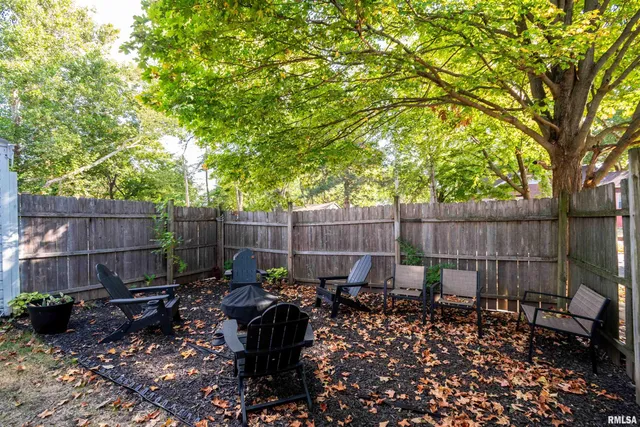 $380,000 | 501 West Columbia Terrace, Peoria, IL 61606