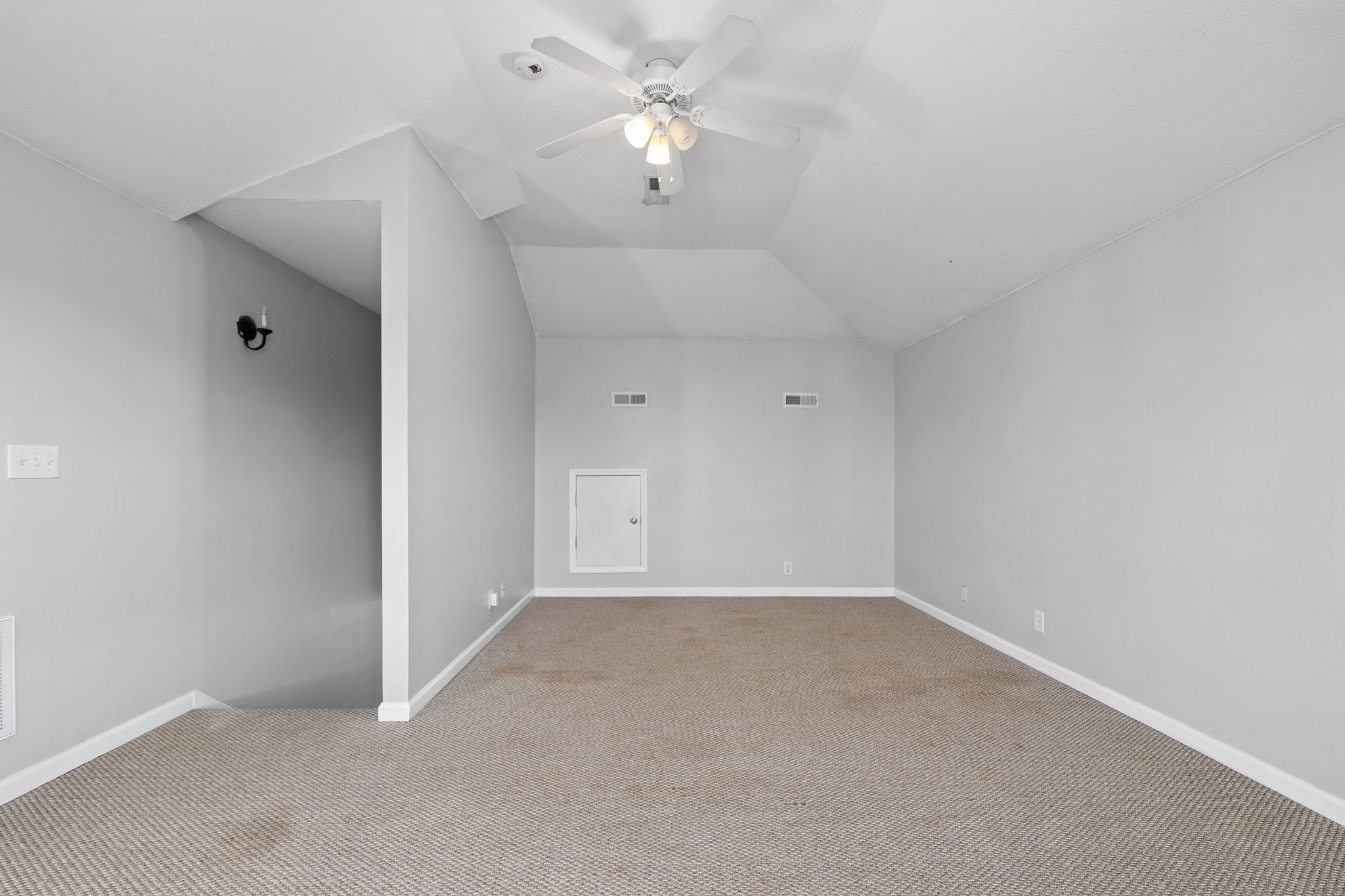 2904 Core Drive Clarksville, TN 37040 - Photo 20 of 23 wooden floor in an empty room